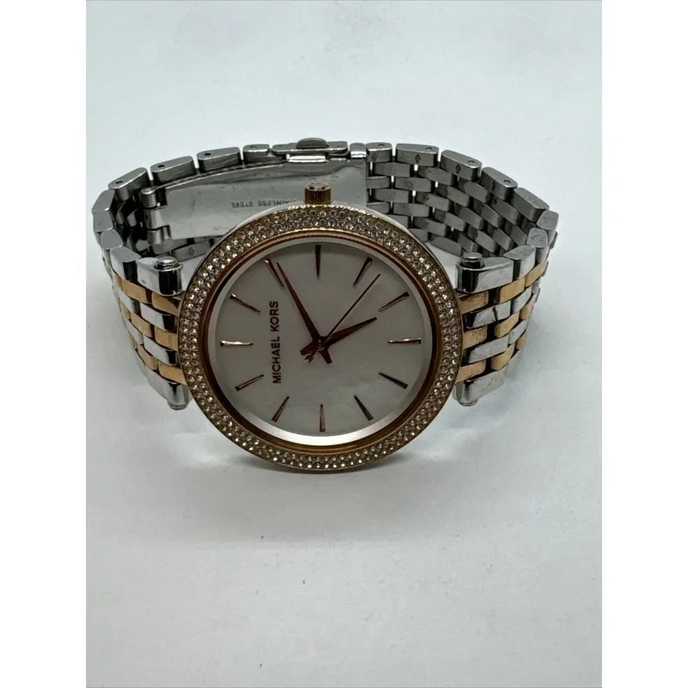 Michael Kors Darci MK3321 Women's Two-Tone Analog Dial Quartz Wrist Watch JNA412